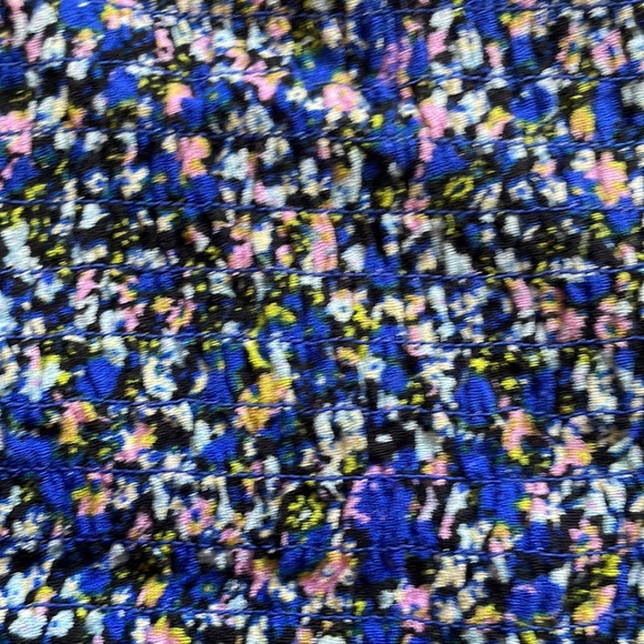 🌟5 for $25🌟 NWOT Floral Smock Tank Top in Black- Blue Maisey Ditsy - Picture 4 of 6